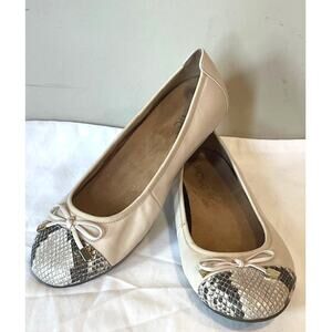 VIONIC Minna Cream Flats Animal Print Women's Size 9